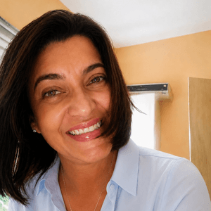 Foto de Dra. Ana Cláudia Alves