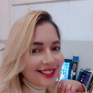 Foto de Mônica De Almeida Machado Oliveira