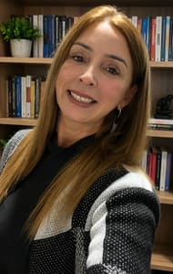 Foto de VIVIANE APARECIDA CAYUELA ORTEGA